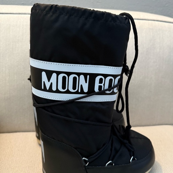 Woman’s Moon Boots Icon Black Nylon size 35/38 - Picture 3 of 8